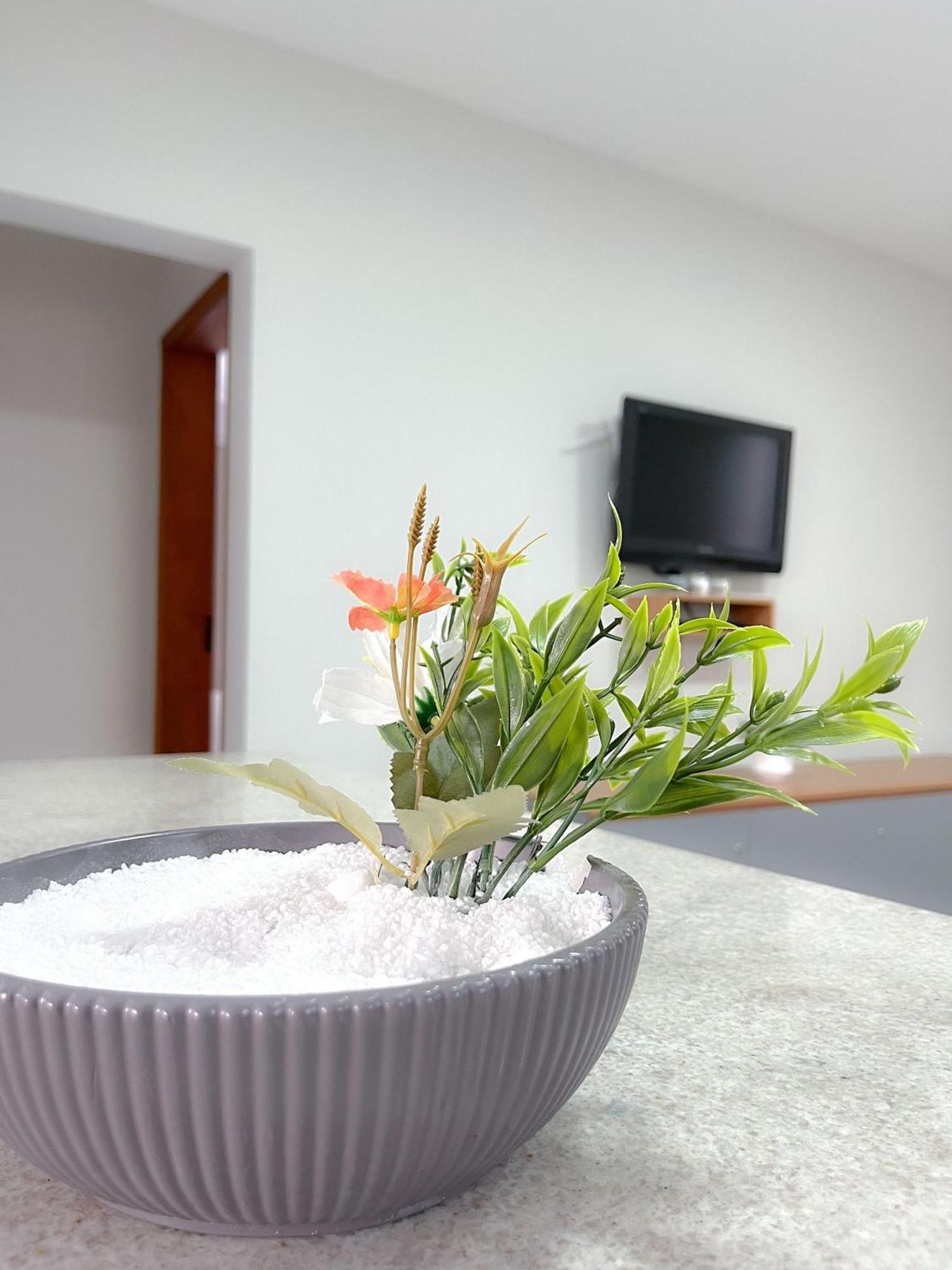 Residencial Tijuco - Apto 204 *